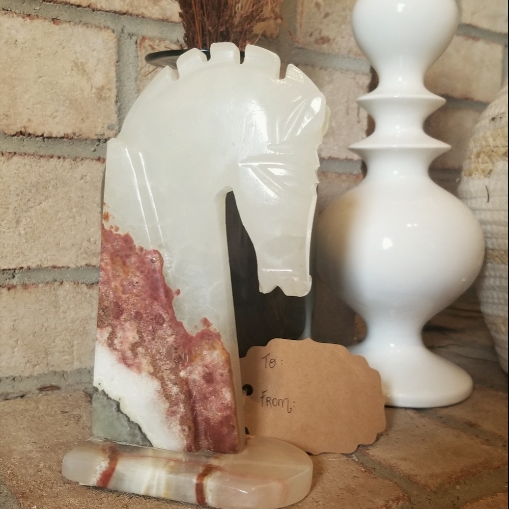 Marble horse books holder